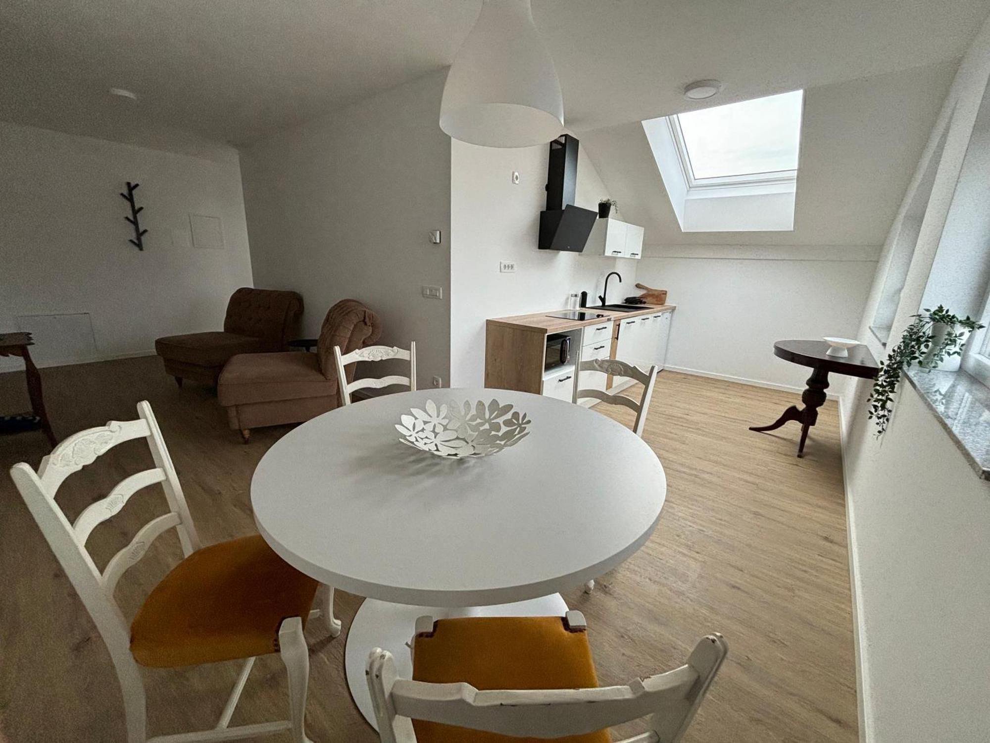 Apartmaji Cepon 류블랴나 외부 사진