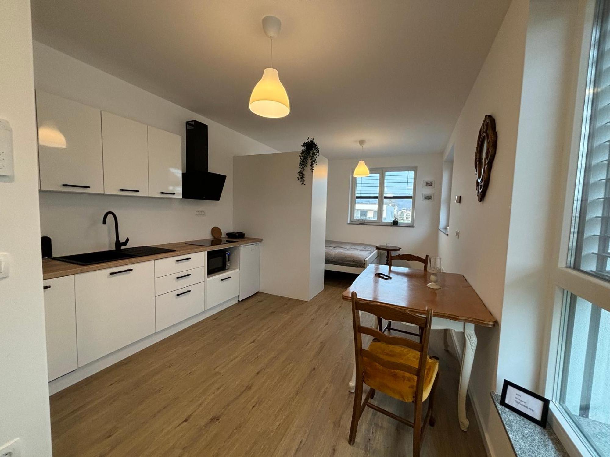 Apartmaji Cepon 류블랴나 외부 사진
